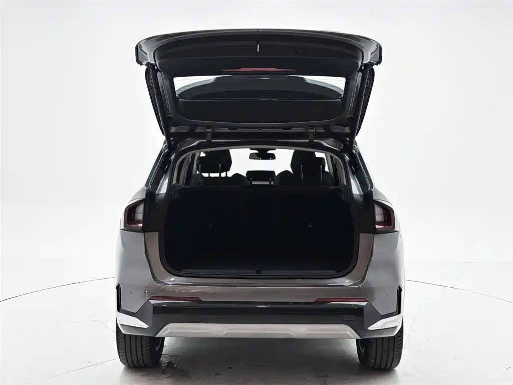 BMW X1 2023 sDrive20Li X Design Package фото 8