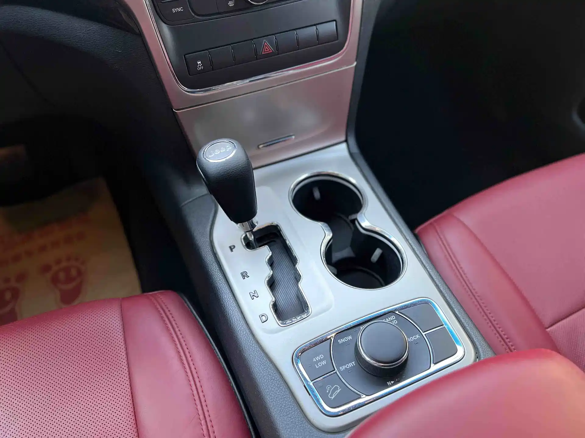 صورة 17 - Jeep Grand Cherokee (Import)