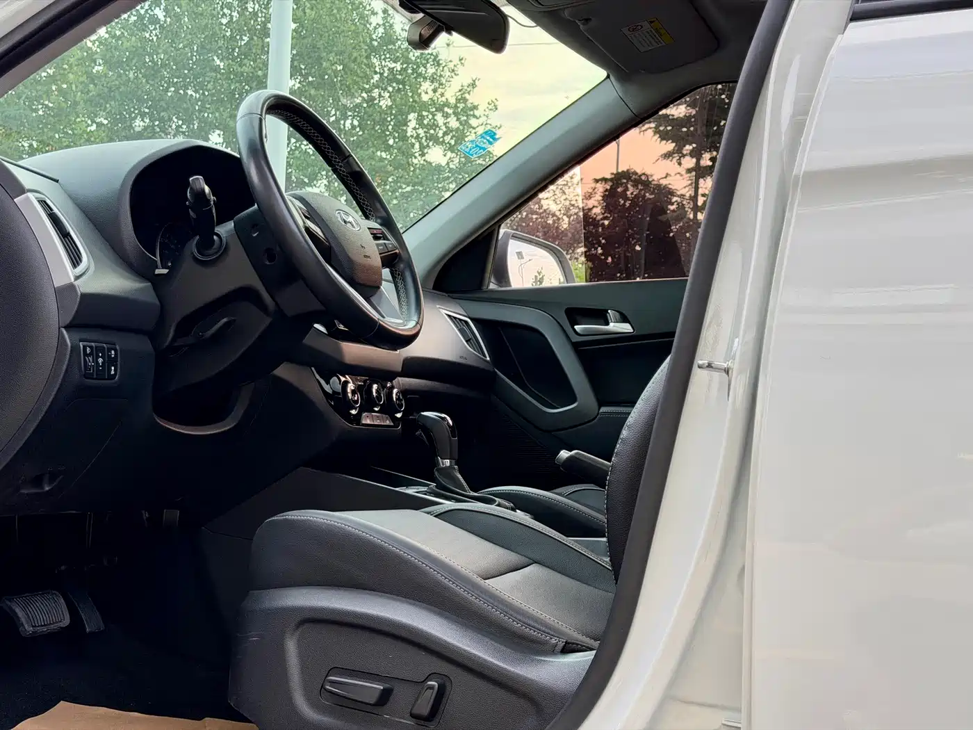 Hyundai Beijing Hyundai ix25 2017 1.6L Automatic Smart Edition фото 4