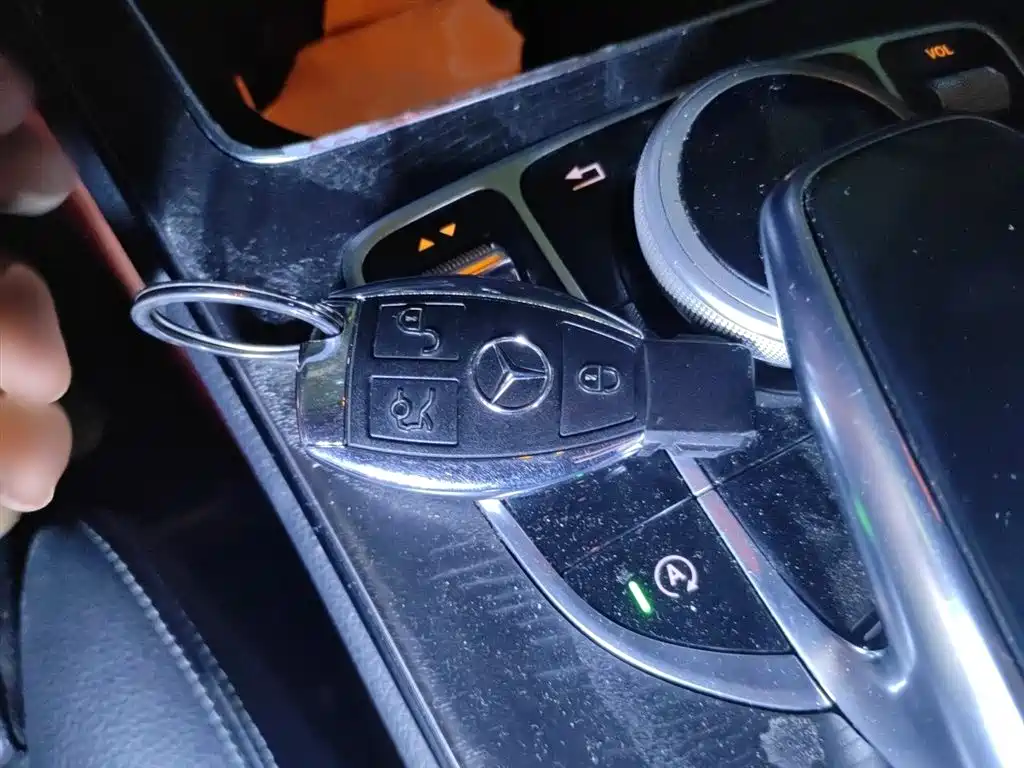 Mercedes-Benz C-Class 2016 C 200 L Sport фото 12