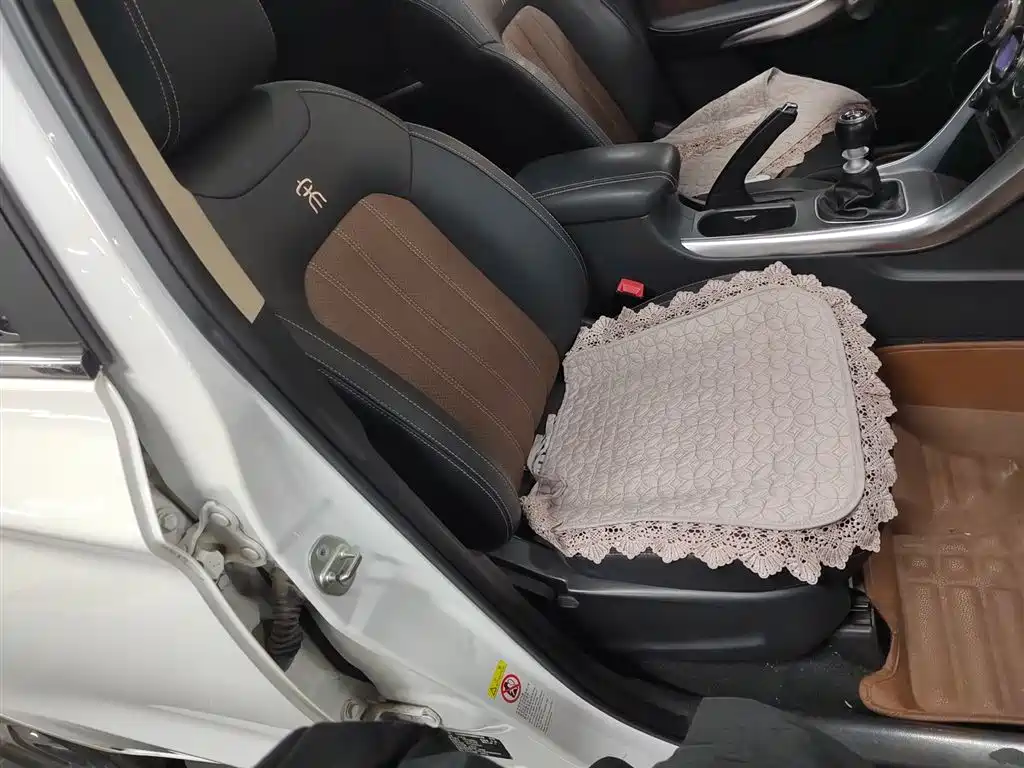 BYD Song 2017 Ultimate Upgrade 1.5TI Manual Elite Model фото 25