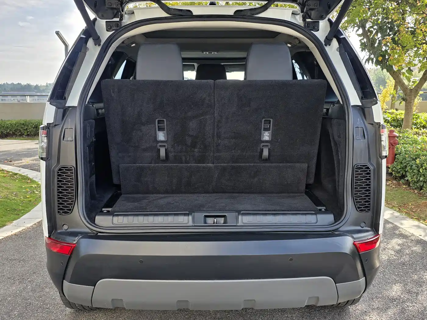 Land Rover Discovery 2019 3.0 SC V6 SE фото 12