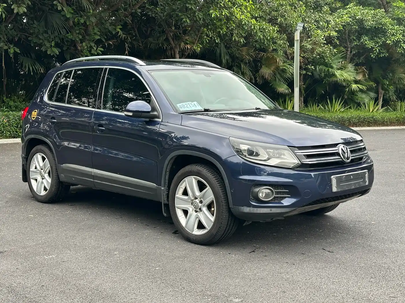 Volkswagen Tiguan 2012 2.0TDI Luxury фото 3