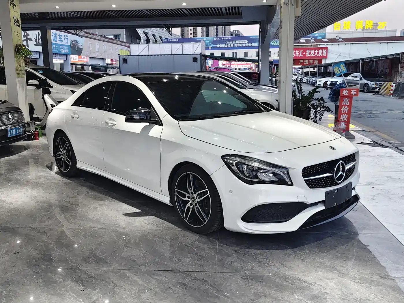 Mercedes-Benz CLA (Import) 2017 CLA 220 4MATIC фото 3