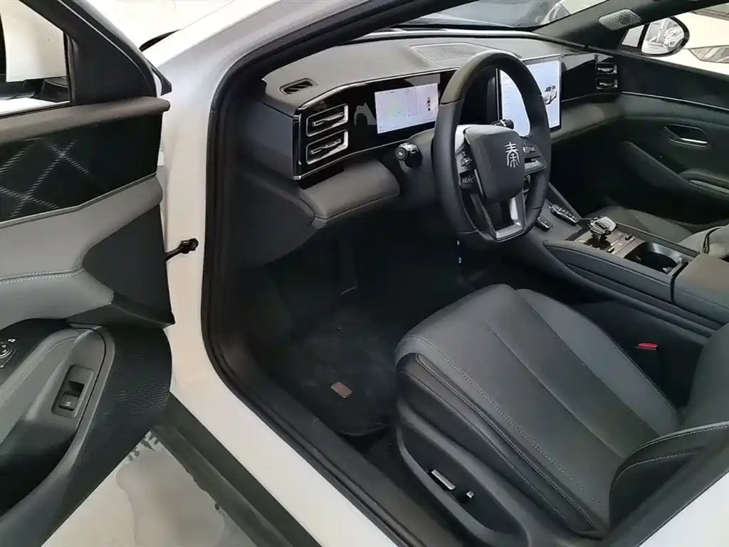 BYD Qin L 2025 DM-i Smart Drive Edition 120KM Surpassing фото 16