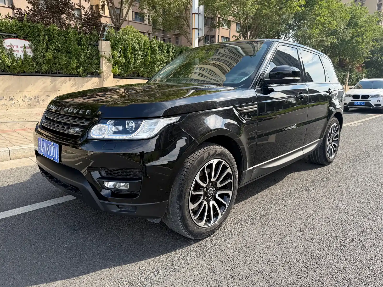 Фото 1 - Land Rover Range Rover Sport