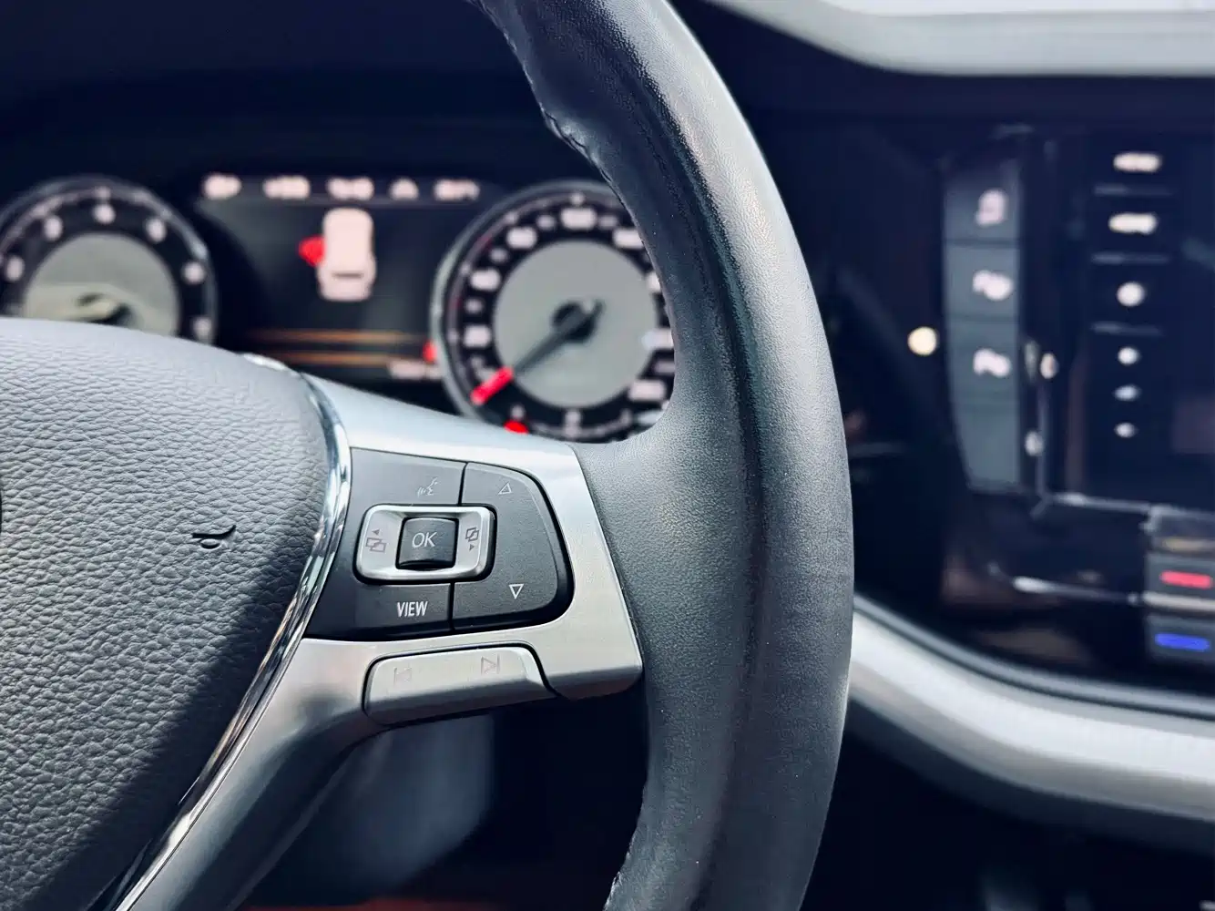 Volkswagen Touareg 2019 2.0TSI Pilot Edition China VI фото 21