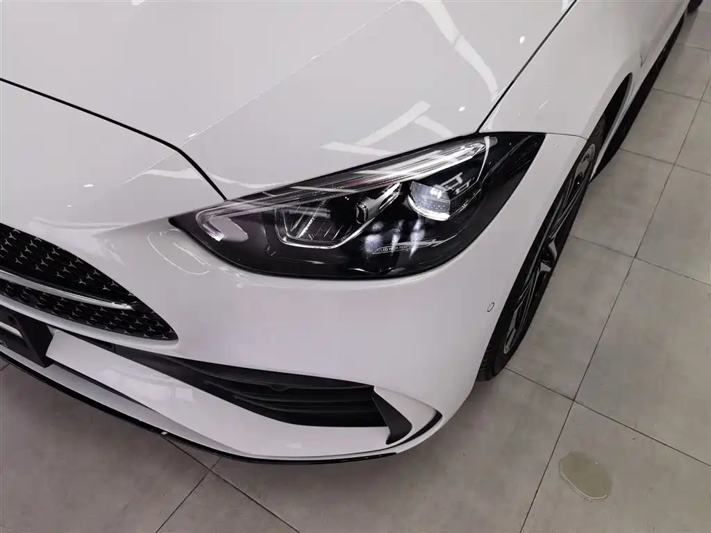 Mercedes-Benz C-Class 2023 Facelift C 260 L Night Sport Edition фото 24