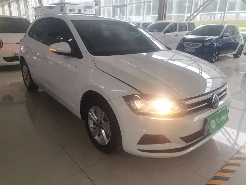 Volkswagen Polo 2022 Plus 1.5L Automatic Joyful Living Edition фото 22