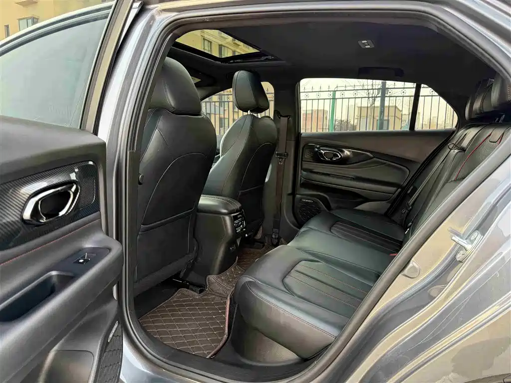 GAC Trumpchi Trumpchi Emkoo 2023 270T DCT J15 Edition фото 10