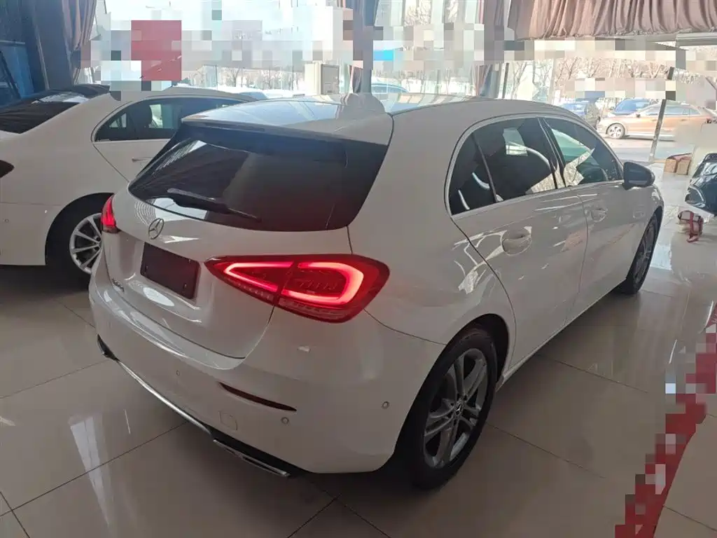 Mercedes-Benz A-Class (Import) 2019 A 200 Dynamic Version фото 5