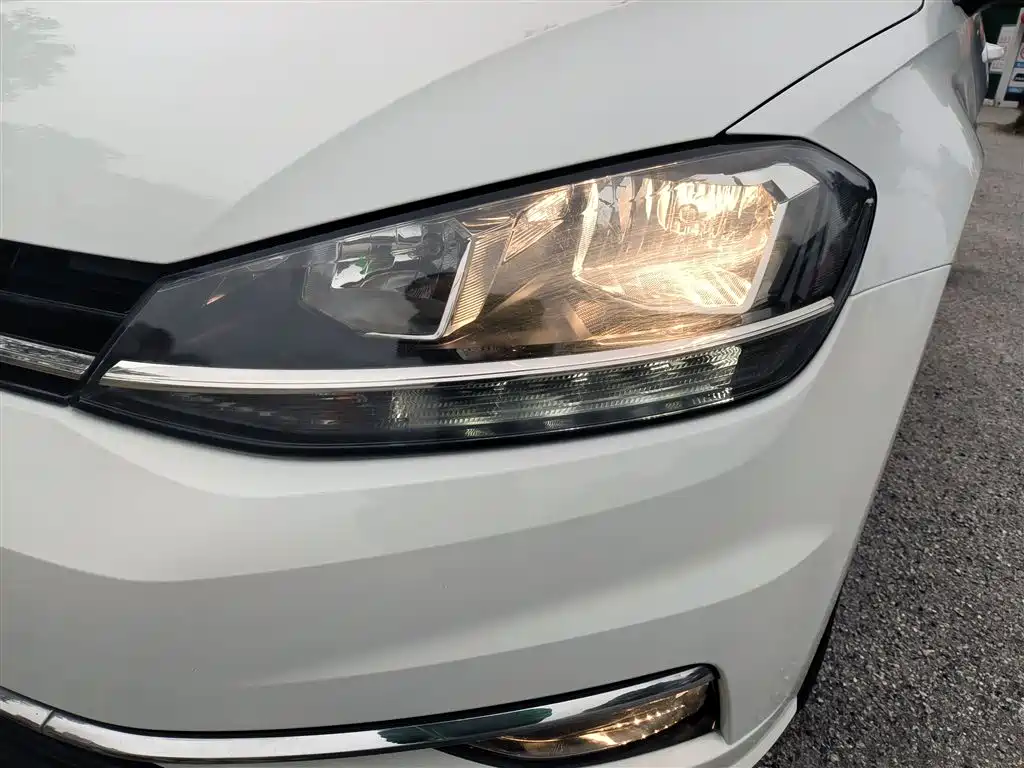Volkswagen Golf 2020 Beloved Edition 280TSI DSG Comfort фото 24