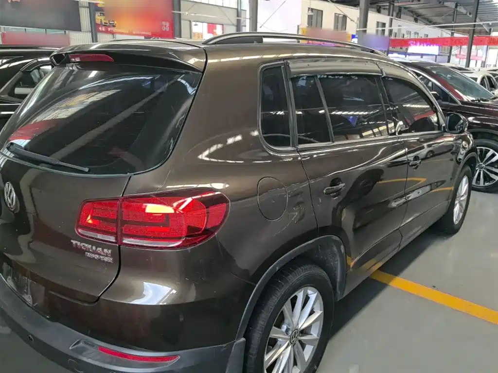 Volkswagen Tiguan 2016 280TSI Automatic 2WD Silk Road Comfort фото 7