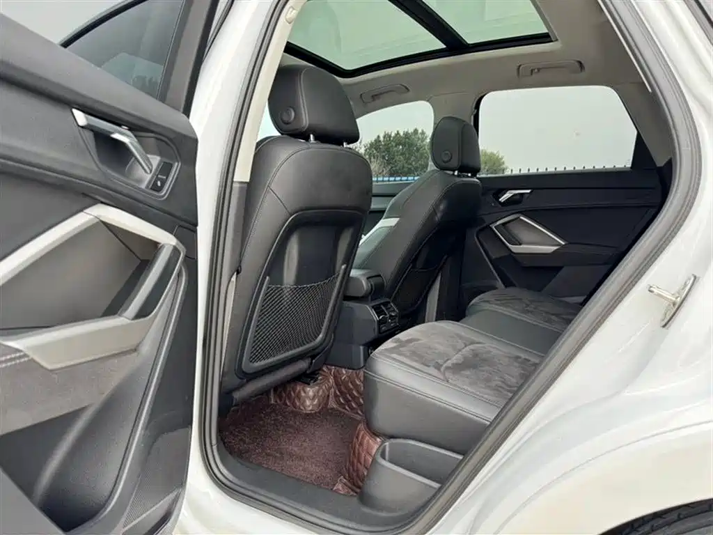 Audi Q3 2022 35 TFSI Fashion Dynamic фото 6