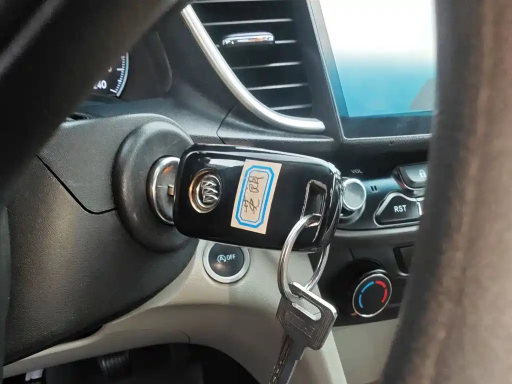 Buick Excelle 2017 15N Manual Elite фото 9