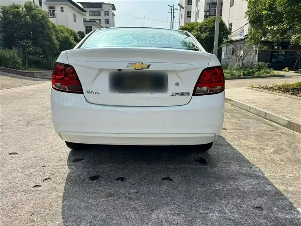 Chevrolet Sail 2015 Sail 3 1.3L AMT Ideal Edition фото 3