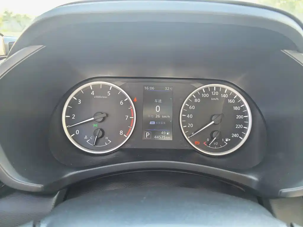 Nissan SYLPHY, миниатюра 9