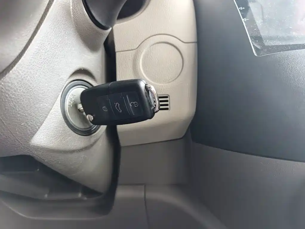 Nissan March 2015 2010 1.5L Automatic Easy Shine Edition