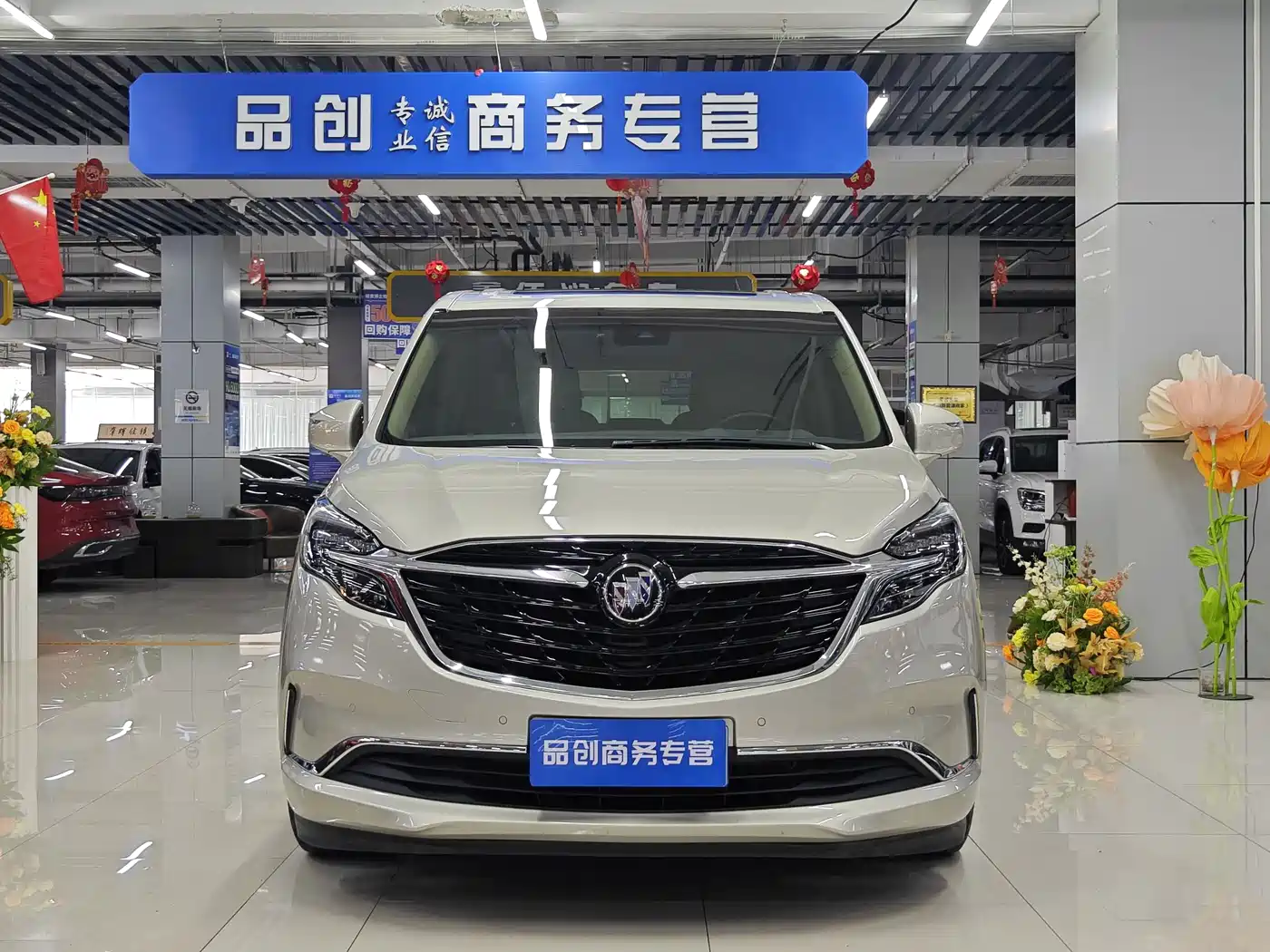 Buick GL8 2021 ES Landlord 653T Premium фото 2