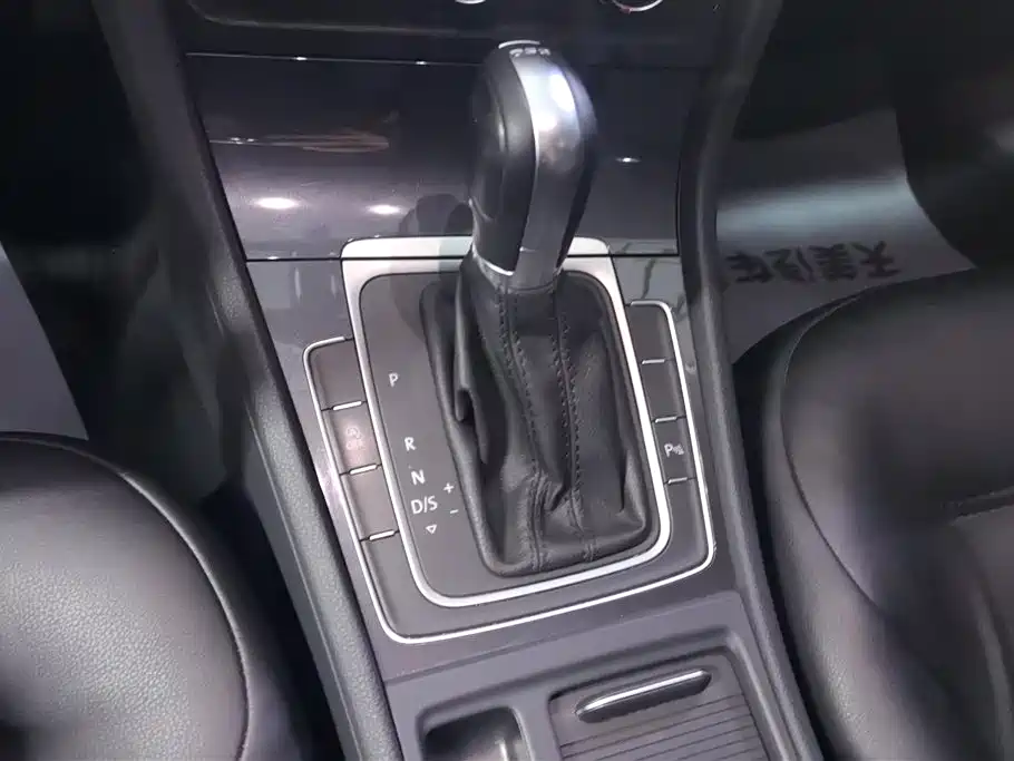 Volkswagen Golf (Import) 2019 1.8TSI Wagon фото 16