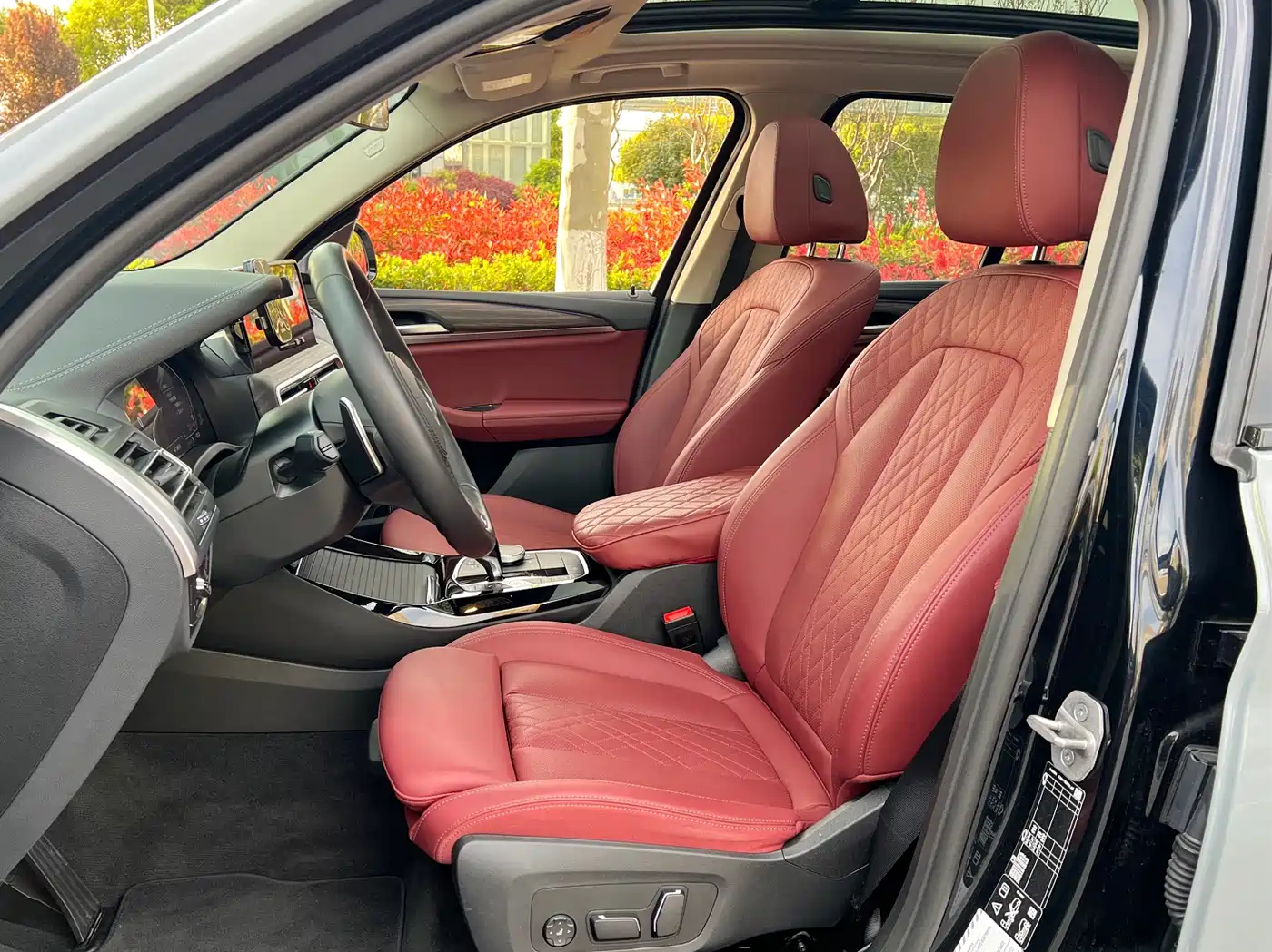 BMW X3 2023 Facelift xDrive30i Leading M Night Package фото 9