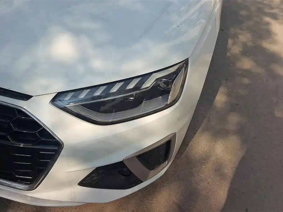 Audi A4L 2020 40 TFSI Luxury Dynamic фото 4