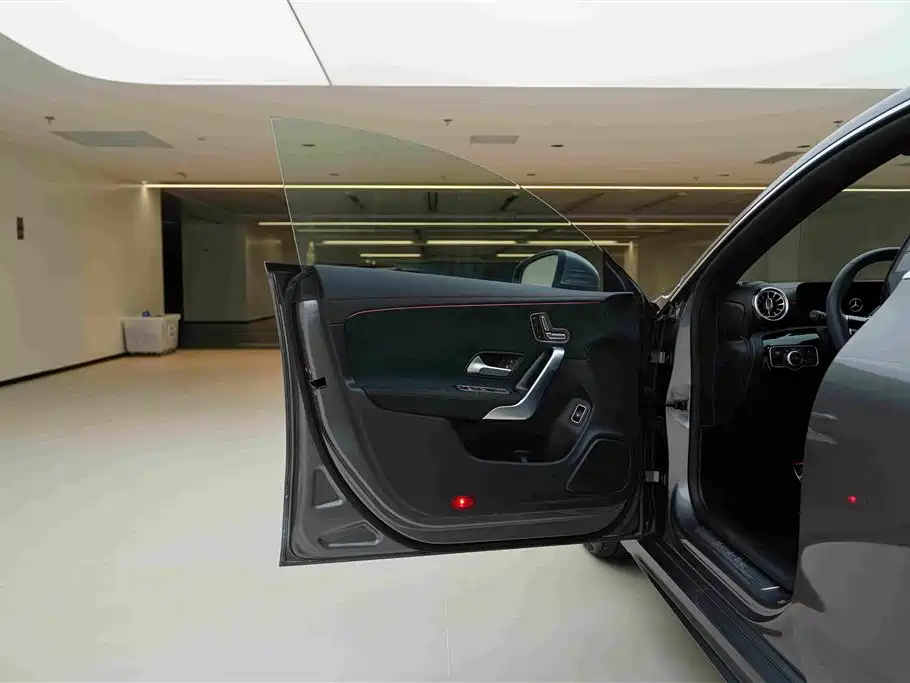 Mercedes-Benz CLA (Import) 2025 2024 CLA 200