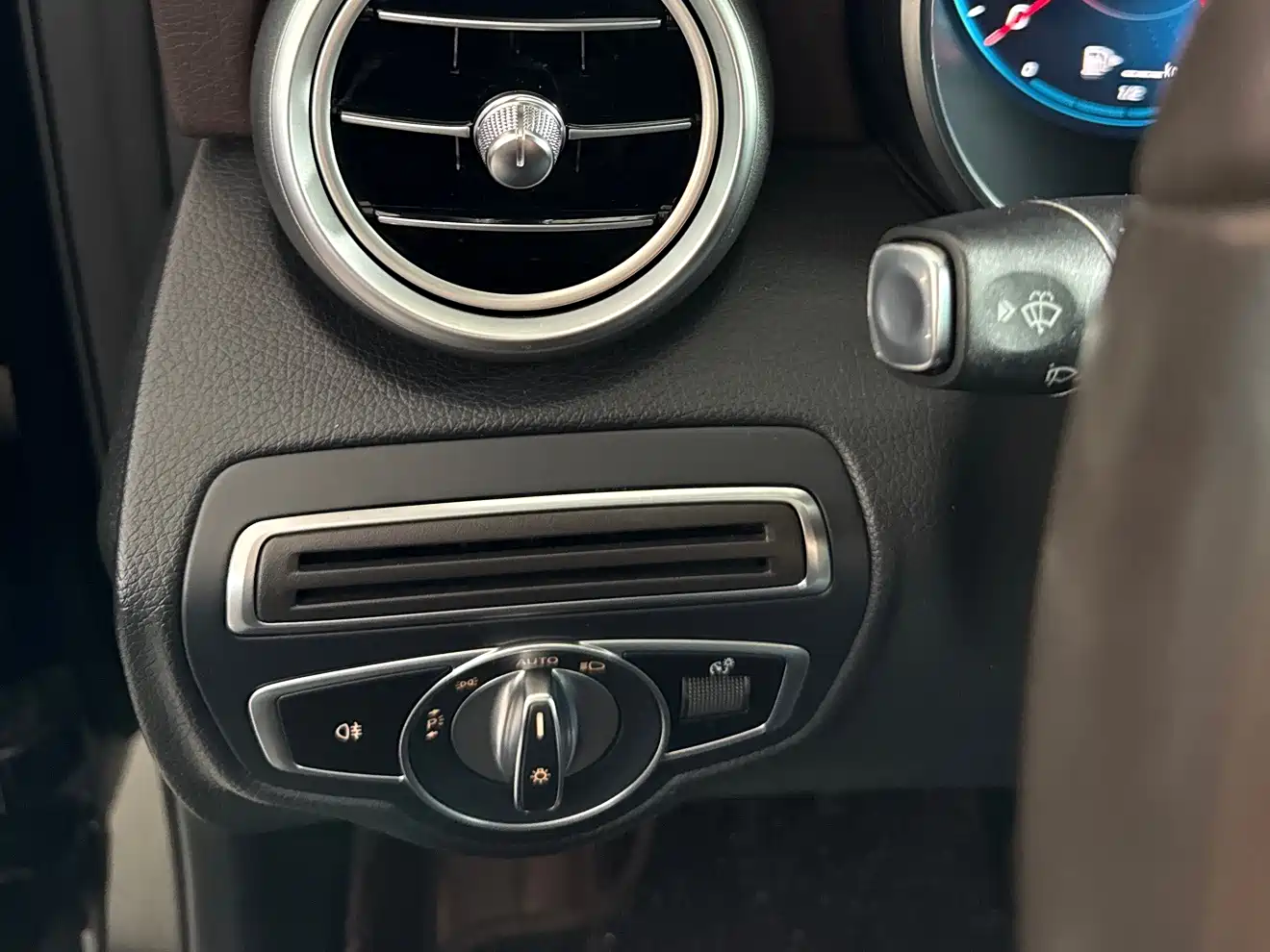 Mercedes-Benz GLC 2020 Facelift GLC 260 L 4MATIC Luxury фото 13
