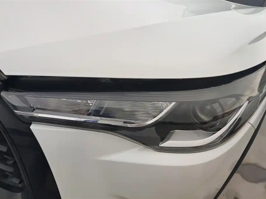 Toyota Corolla Cross 2022 2.0L Elite Edition фото 5