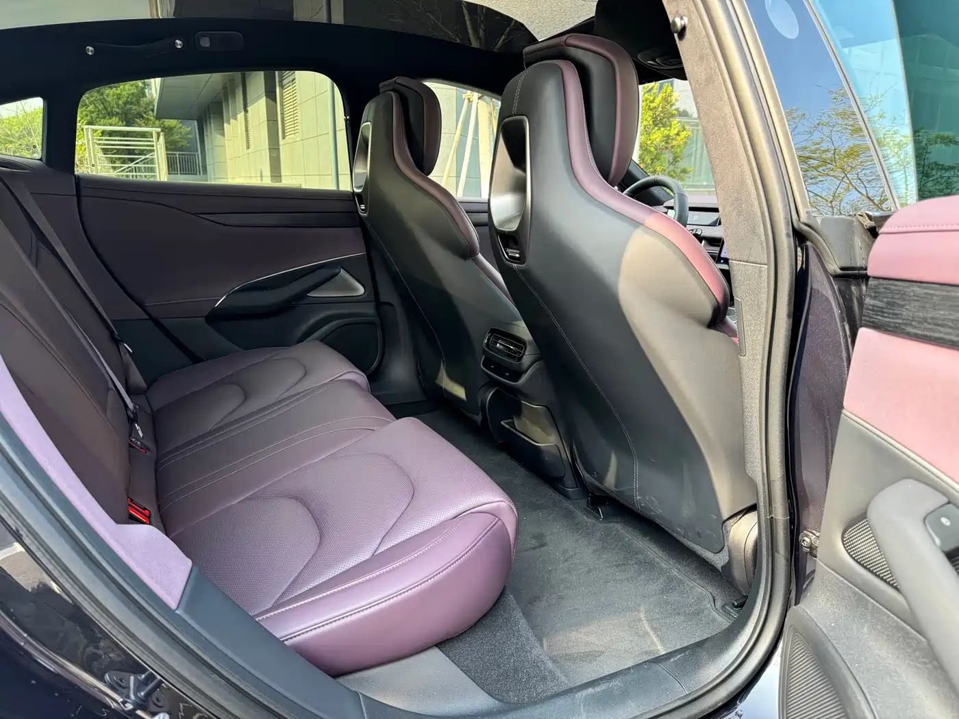 Xiaomi Auto Xiaomi SU7 2024 AWD Extended Range Advanced Smart Driving Max Edition фото 13