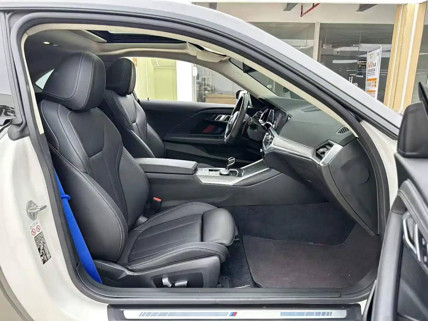 BMW 2 Series (Import) 2022 225i M Shadow Edition фото 4