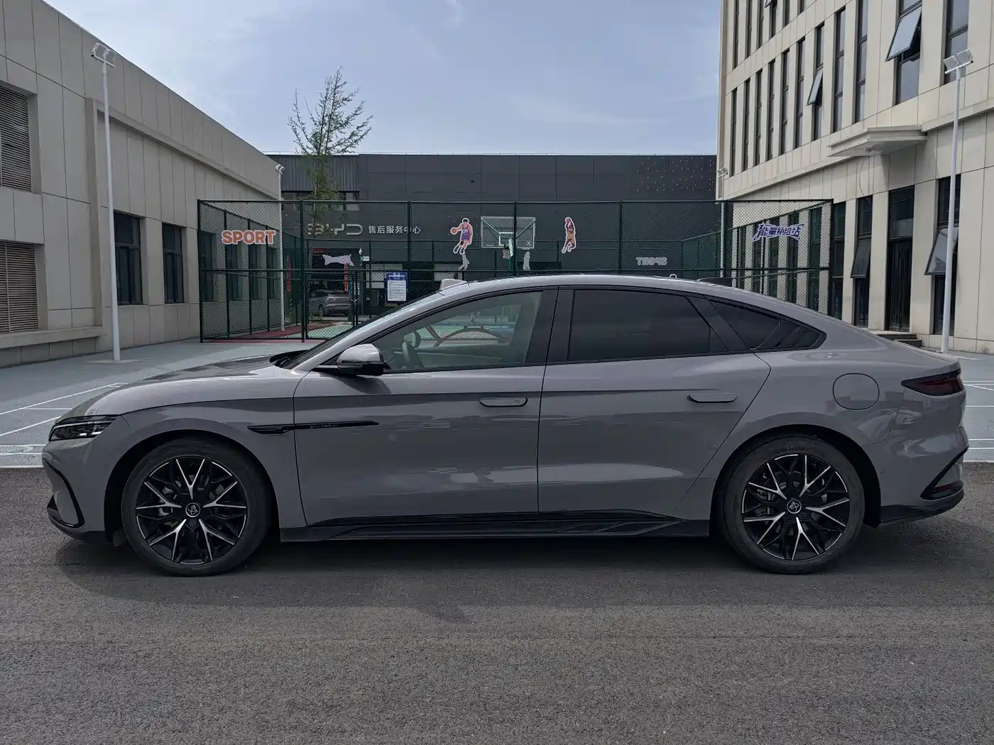 BYD Han 2025 DM-i Smart Driving Edition 125KM LiDAR Flagship фото 6