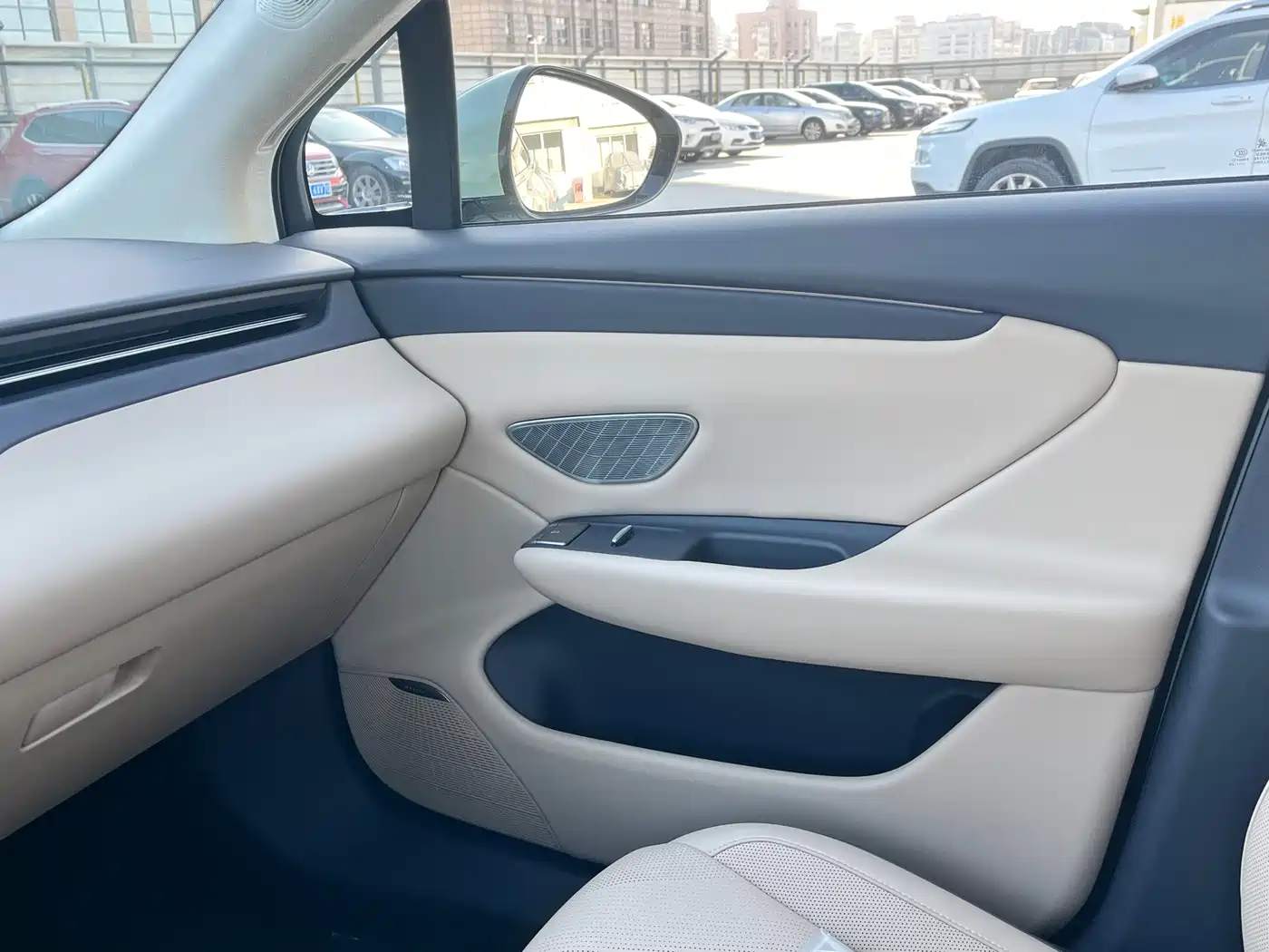 Hongqi HONGQI TIANGONG 06