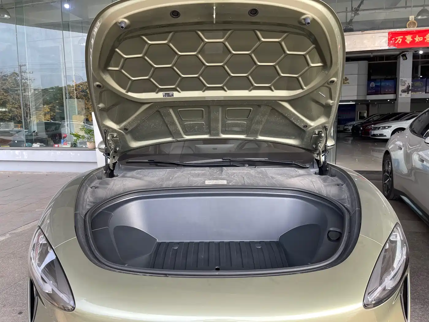 XIAOMI CAR XIAOMI SU7