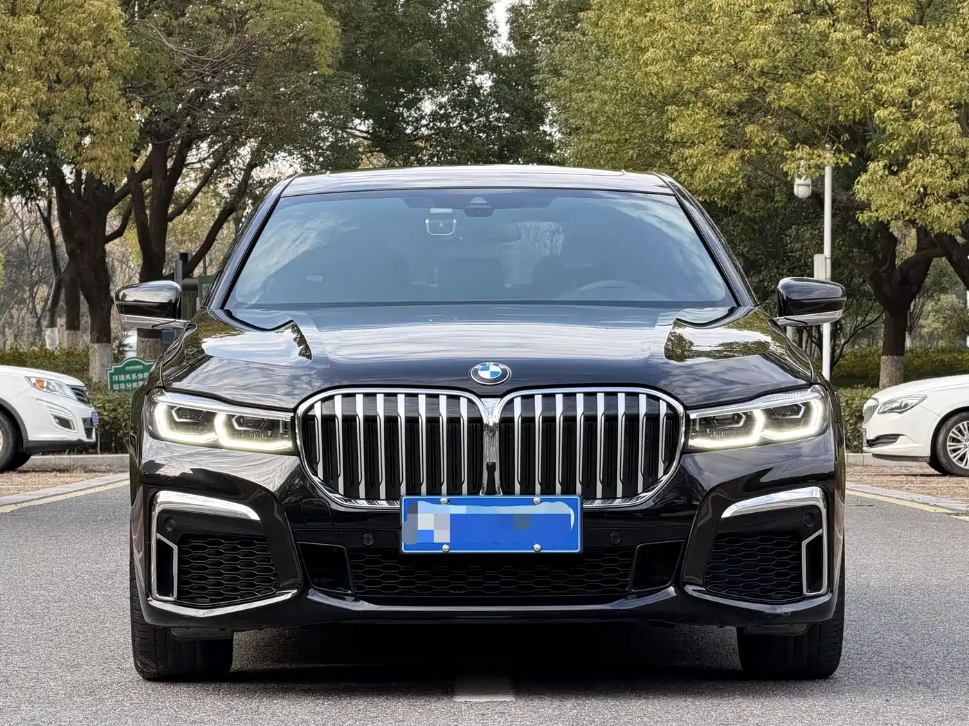 BMW 7-SERIES