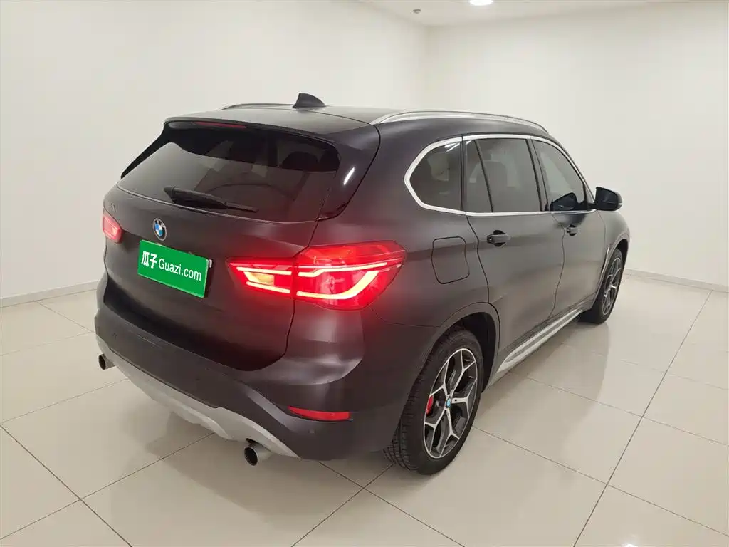BMW X1 2016 sDrive20Li Luxury Model фото 7