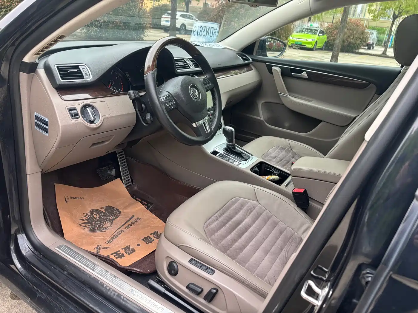 Volkswagen Magotan 2015 Facelift 1.8TSI Premium фото 11