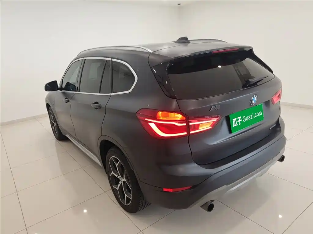 BMW X1 2016 sDrive20Li Luxury Model фото 5