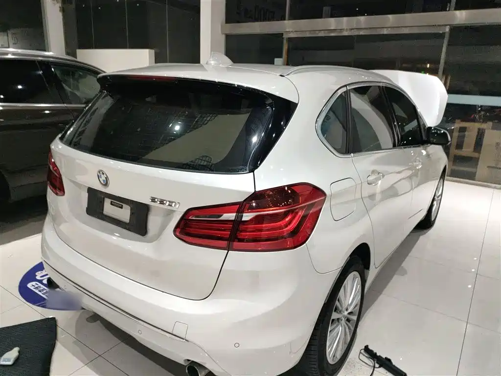 BMW 2 Series Tourer (Import) 2014 220i Luxury Design Package фото 7