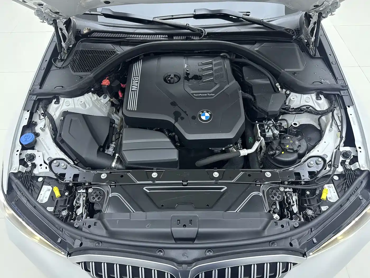 BMW 3 Series 2023 320Li M Sport Package фото 23