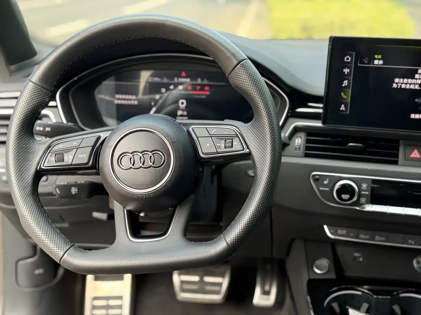 Audi A4L 2024 40 TFSI Luxury Dynamic фото 11
