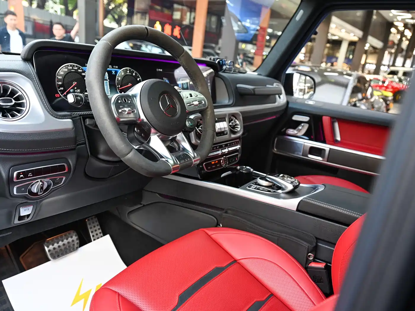 Mercedes-Benz G-Class AMG 2022 AMG G 63 55th Anniversary Edition фото 7