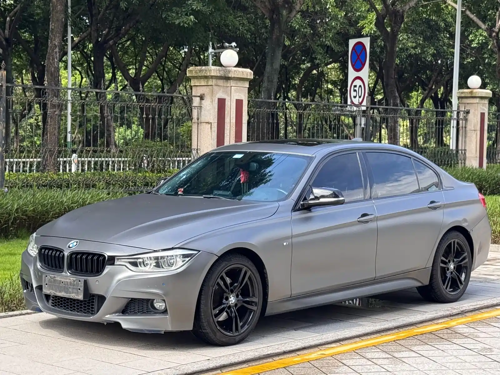 Фото 1 - BMW 3 Series