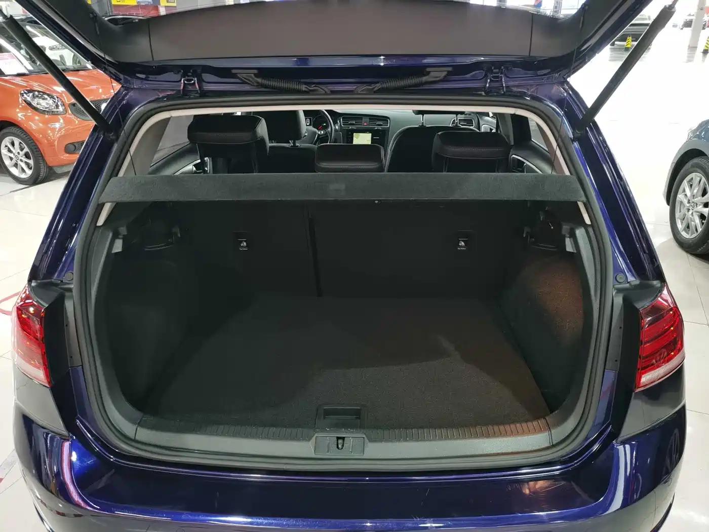 Volkswagen Golf 2020 280TSI DSG Comfort фото 24