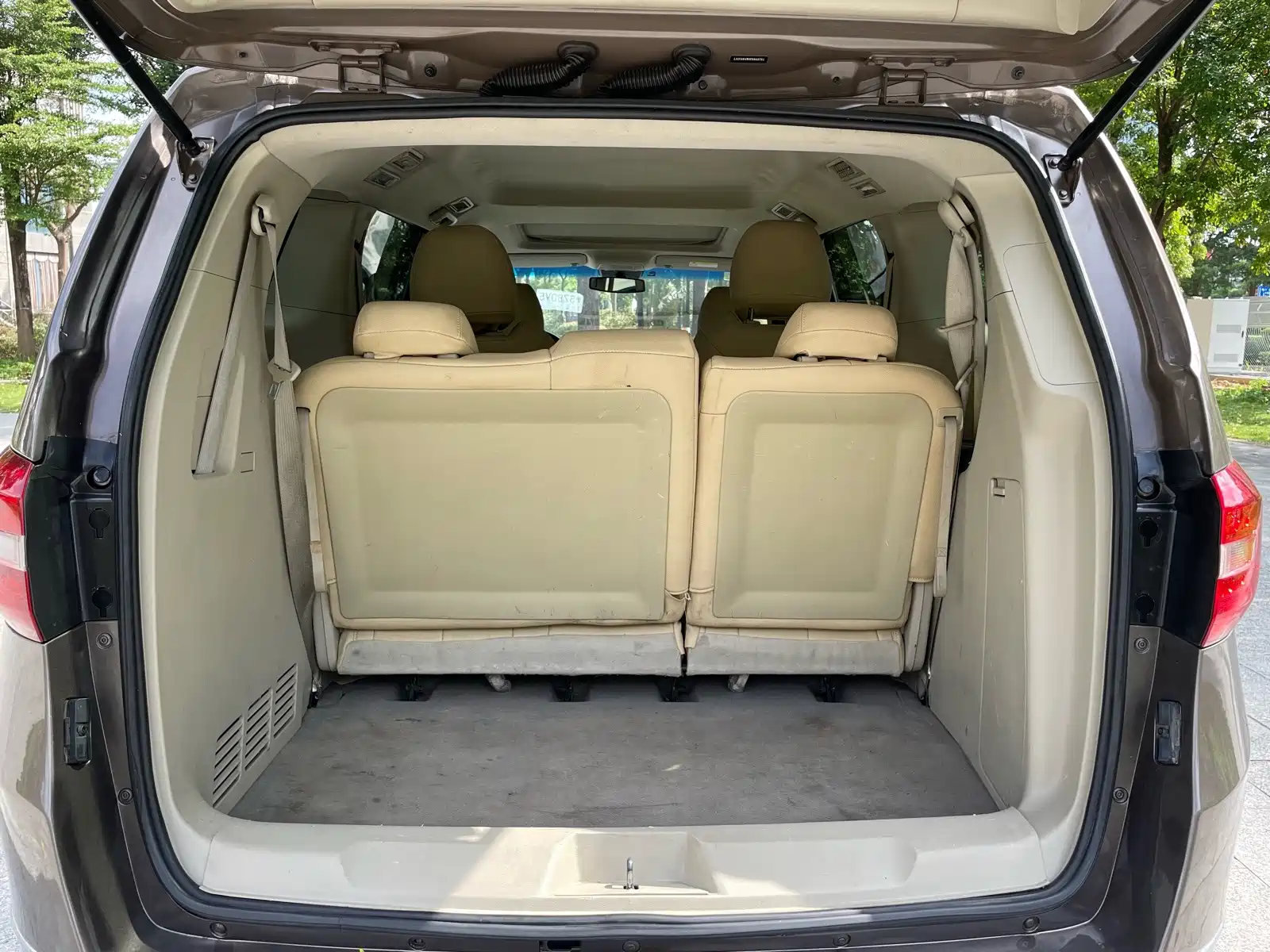 Фото 14 - Buick GL8