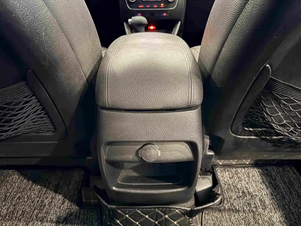 Kia Sorento 2014 2013 2.4L 7-seater Gasoline Premium Version China IV