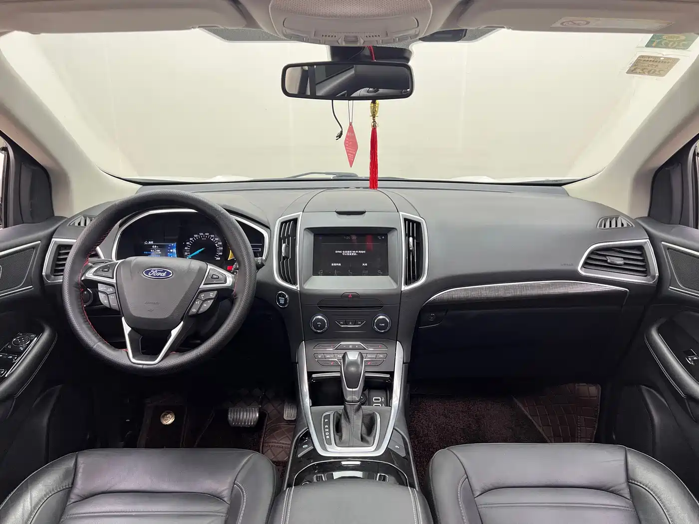 Ford Edge 2019 2018 EcoBoost 245 FWD Luxury 7-seater China V