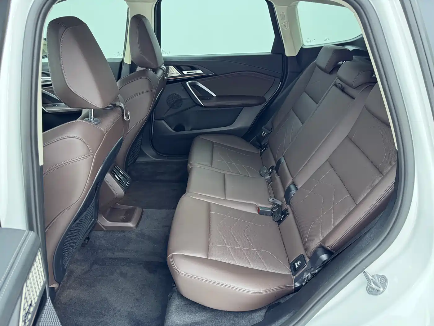 BMW X1 2023 sDrive25Li X Design Package фото 16
