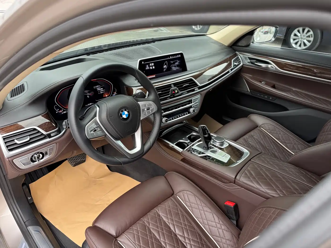 BMW 7 Series 2019 740Li Premium Luxury Package фото 7