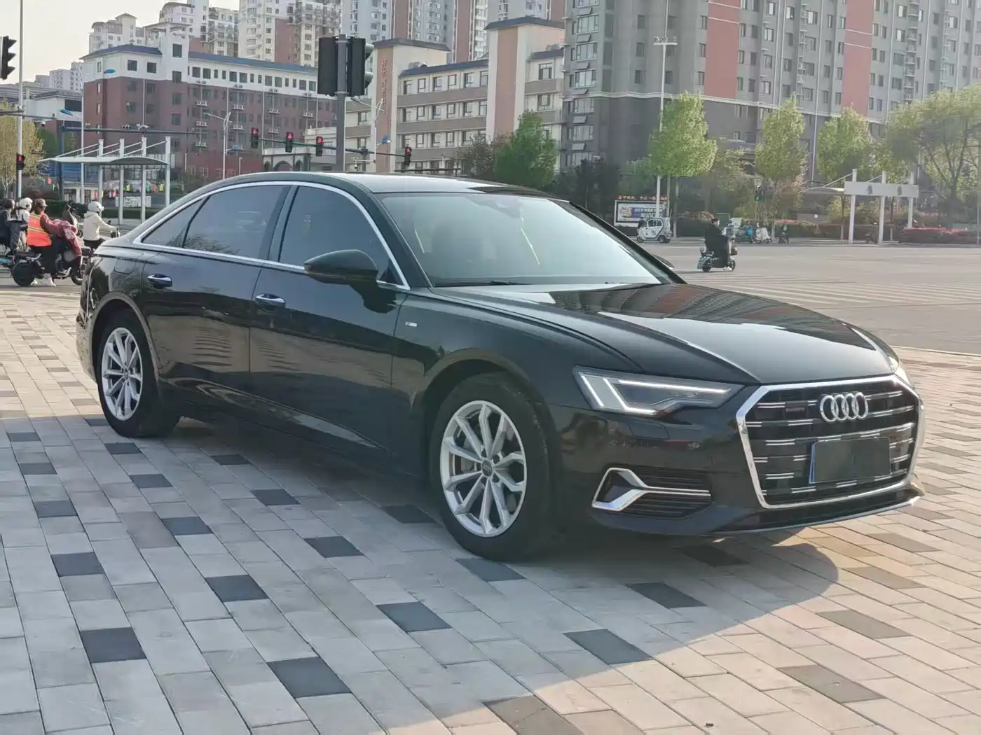 Audi A6L 2021 40 TFSI Luxury Elegance фото 3